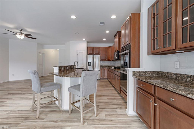 Photo 8 of 40 residential for sale in Newport News virginia