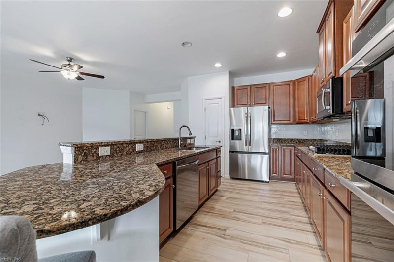 Photo 9 of 40 residential for sale in Newport News virginia