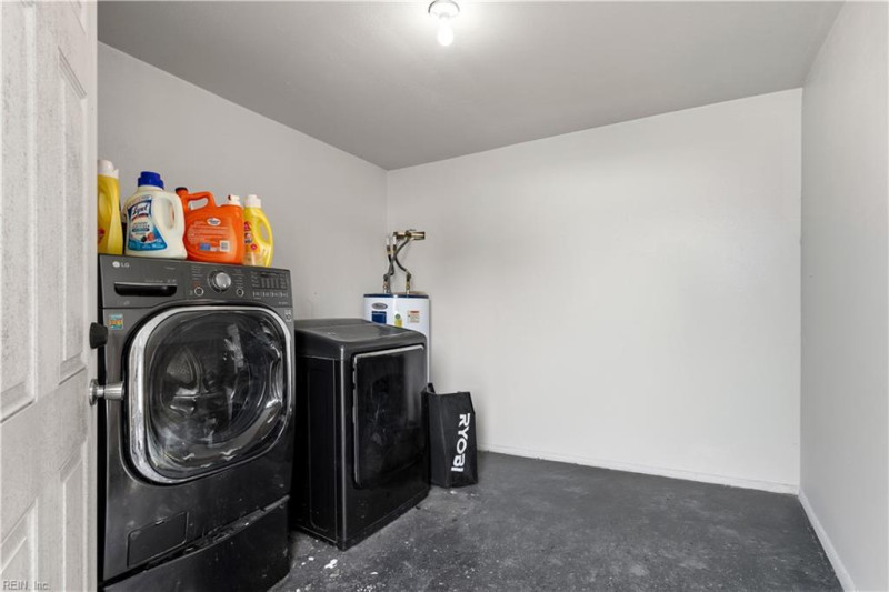 Photo 26 of 30 residential for sale in Portsmouth virginia