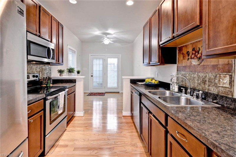Photo 13 of 39 residential for sale in Williamsburg virginia Photo 13 of 39 residential for sale in Williamsburg virginia