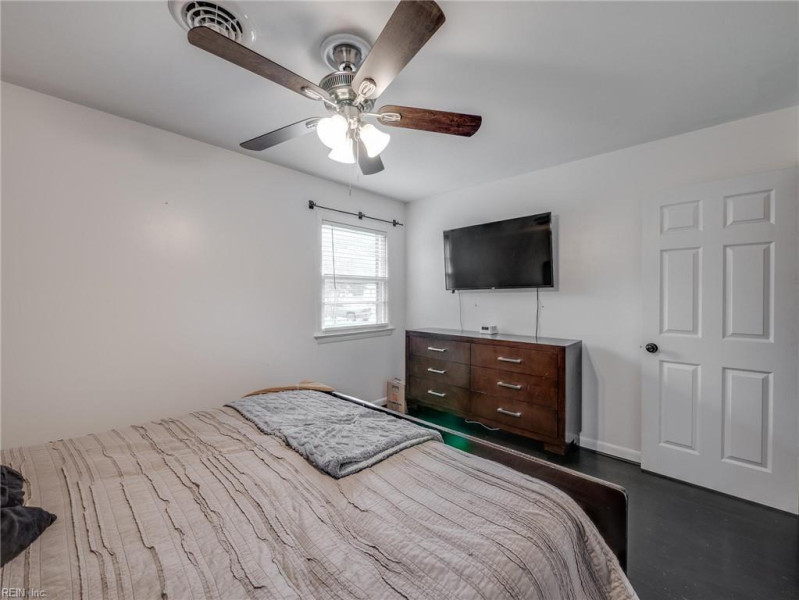 Photo 8 of 24 residential for sale in Newport News virginia