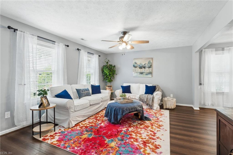 Photo 14 of 46 residential for sale in Newport News virginia