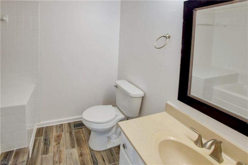Photo 35 of 46 residential for sale in Virginia Beach virginia Photo 35 of 46 residential for sale in Virginia Beach virginia