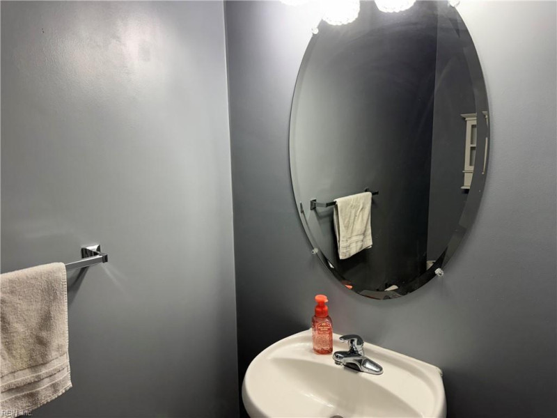 Photo 31 of 47 residential for sale in Chesapeake virginia