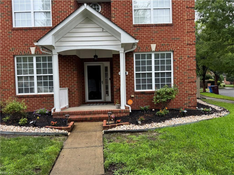 Photo 40 of 47 residential for sale in Chesapeake virginia