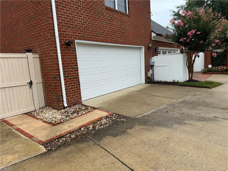 Photo 42 of 47 residential for sale in Chesapeake virginia