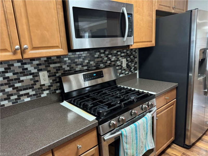 Photo 6 of 47 residential for sale in Chesapeake virginia