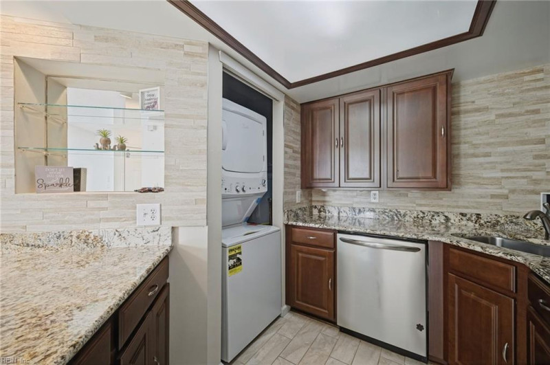 Photo 14 of 42 residential for sale in Chesapeake virginia Photo 14 of 42 residential for sale in Chesapeake virginia
