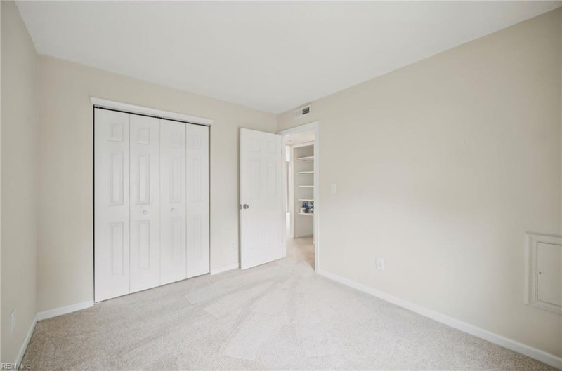 Photo 19 of 42 residential for sale in Chesapeake virginia Photo 19 of 42 residential for sale in Chesapeake virginia