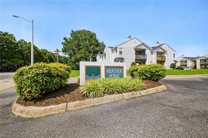 Photo 2 of 42 residential for sale in Chesapeake virginia Photo 2 of 42 residential for sale in Chesapeake virginia
