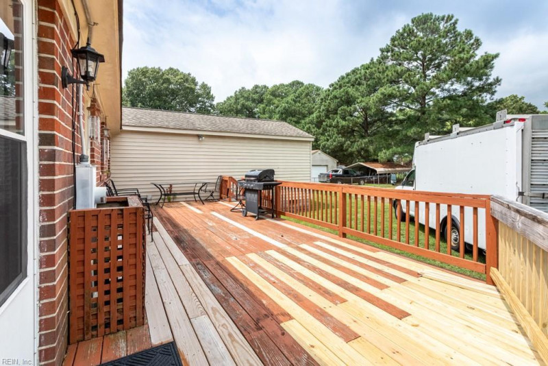 Photo 11 of 37 residential for sale in Poquoson virginia