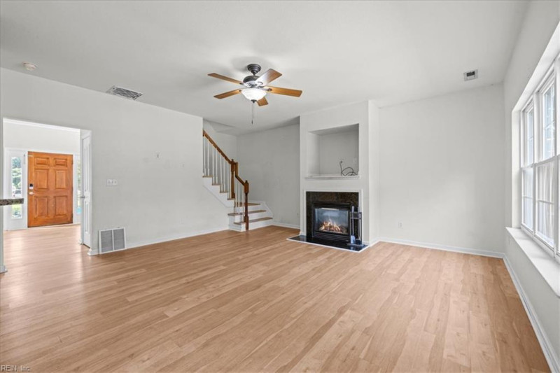 Photo 23 of 50 residential for sale in Hampton virginia Photo 23 of 50 residential for sale in Hampton virginia