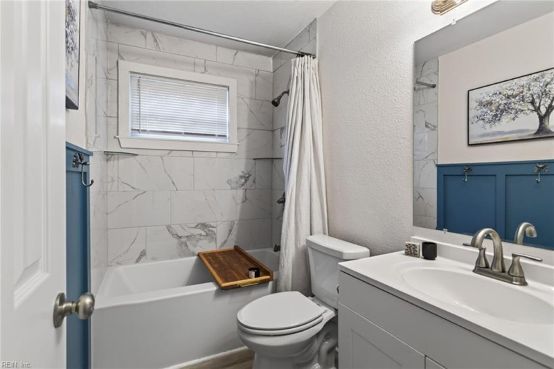 Photo 14 of 25 residential for sale in Norfolk virginia