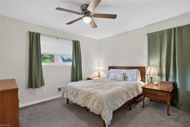 Photo 17 of 25 residential for sale in Norfolk virginia