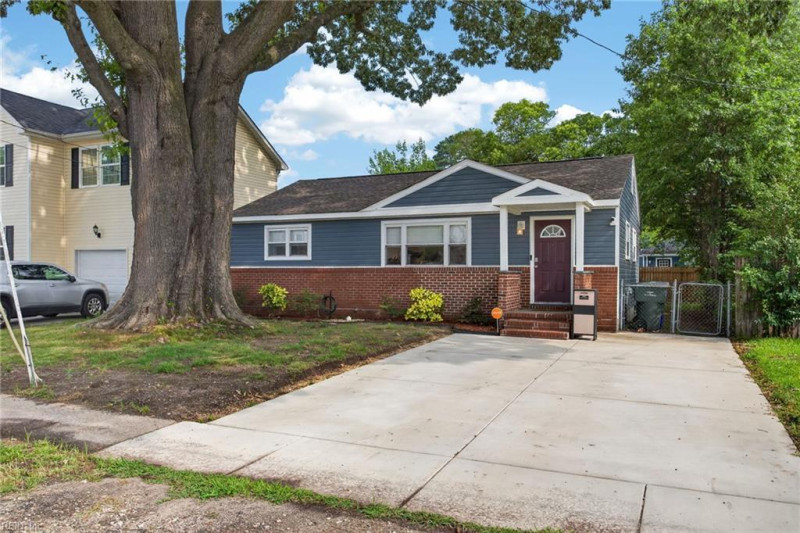 Photo 2 of 25 residential for sale in Norfolk virginia