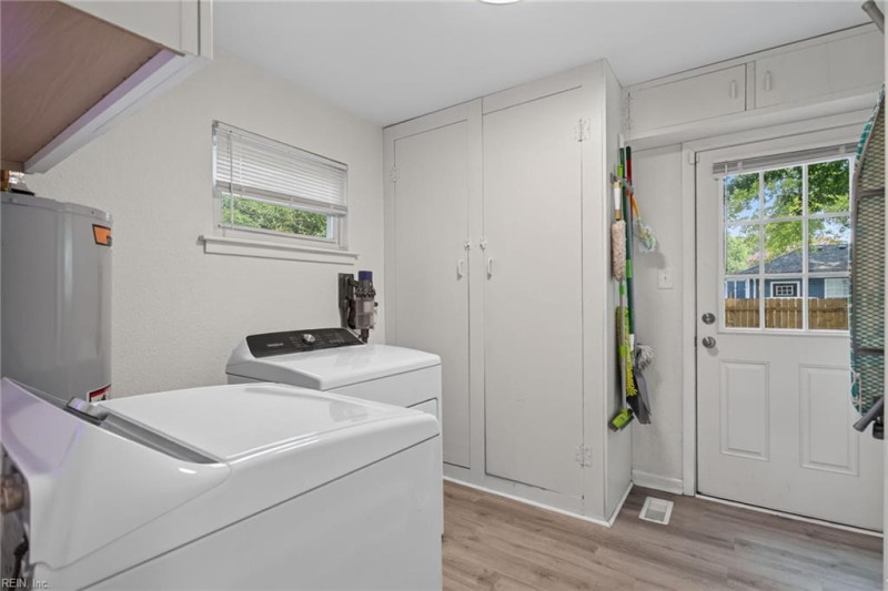 Photo 21 of 25 residential for sale in Norfolk virginia