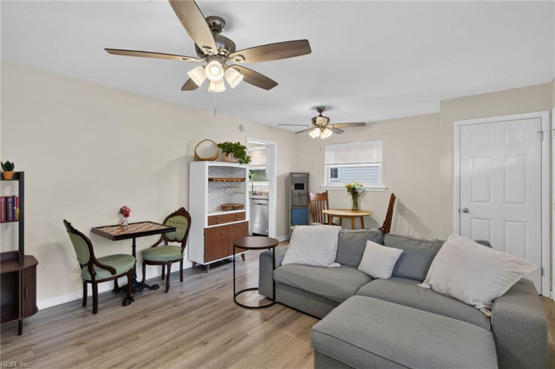 Photo 6 of 25 residential for sale in Norfolk virginia