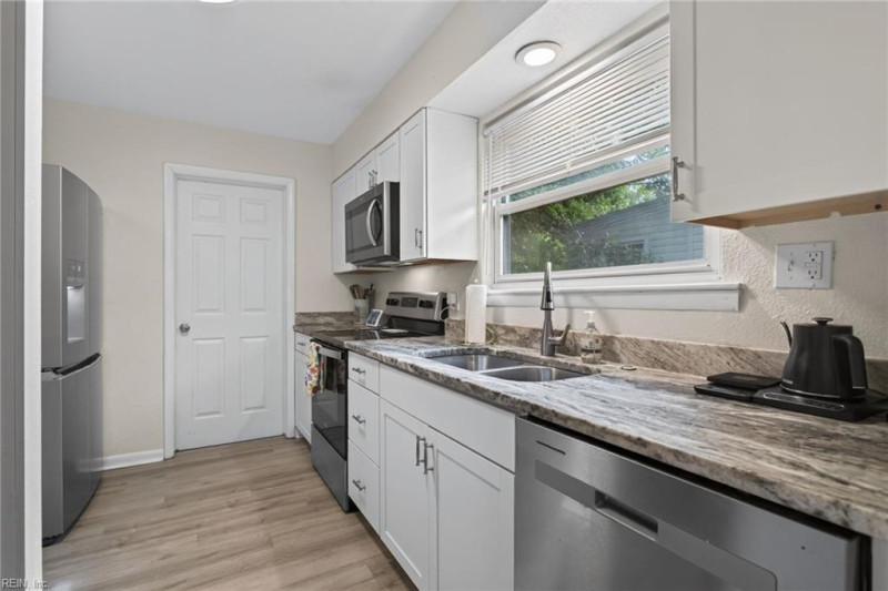 Photo 8 of 25 residential for sale in Norfolk virginia
