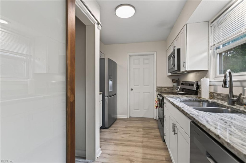 Photo 9 of 25 residential for sale in Norfolk virginia
