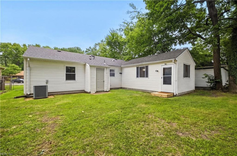 Photo 25 of 33 residential for sale in Norfolk virginia