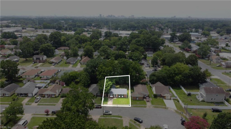 Photo 32 of 33 residential for sale in Norfolk virginia