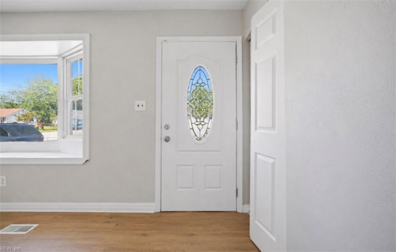 Photo 5 of 18 residential for sale in Hampton virginia Photo 5 of 18 residential for sale in Hampton virginia