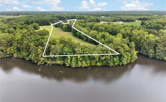 2281 Kings Fork Road, Suffolk, VA 23434