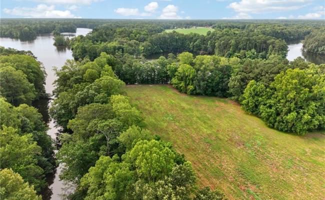 2281 Kings Fork Road, Suffolk, VA 23434
