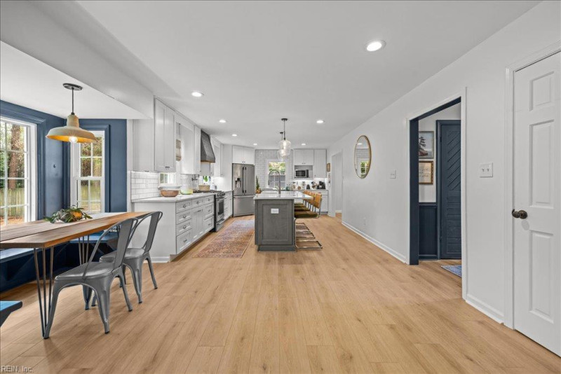 Photo 12 of 48 residential for sale in Virginia Beach virginia