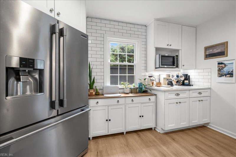 Photo 18 of 48 residential for sale in Virginia Beach virginia