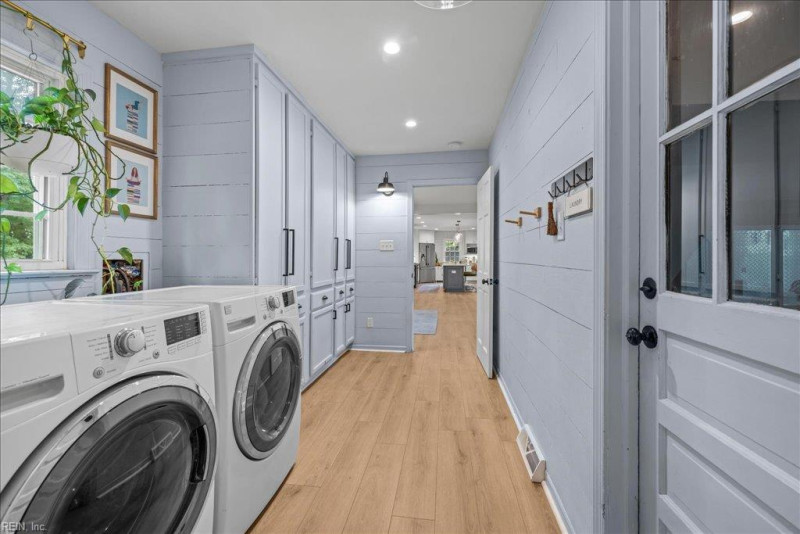 Photo 21 of 48 residential for sale in Virginia Beach virginia