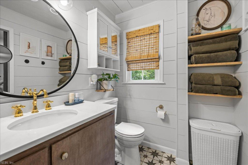 Photo 32 of 48 residential for sale in Virginia Beach virginia