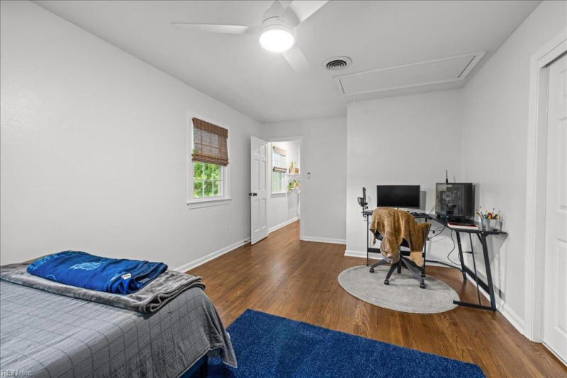 Photo 34 of 48 residential for sale in Virginia Beach virginia