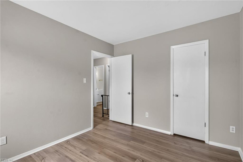 Photo 15 of 22 residential for sale in Virginia Beach virginia