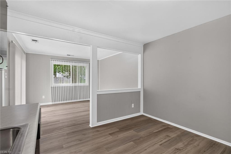 Photo 6 of 22 residential for sale in Virginia Beach virginia