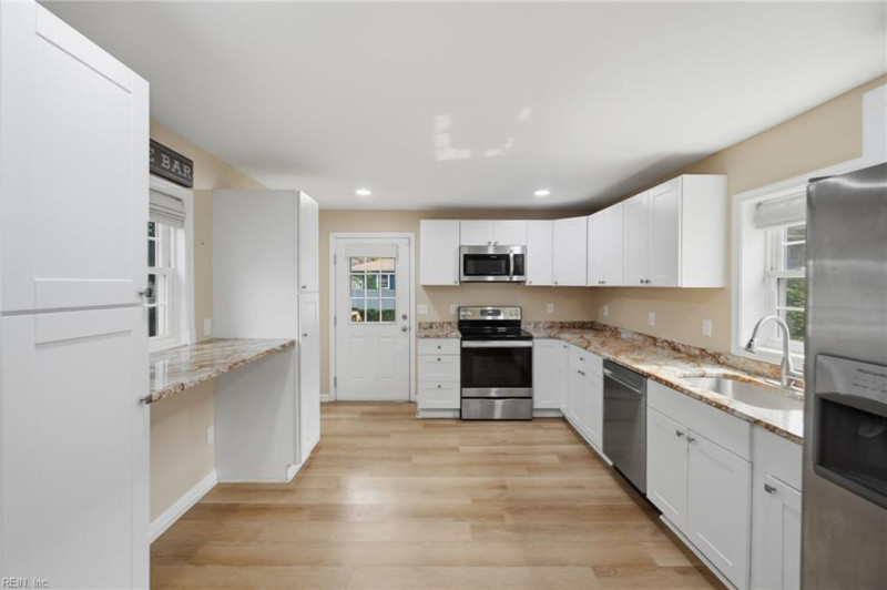 Photo 10 of 38 residential for sale in Norfolk virginia Photo 10 of 38 residential for sale in Norfolk virginia