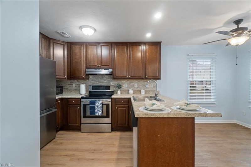 Photo 8 of 27 residential for sale in Chesapeake virginia Photo 8 of 27 residential for sale in Chesapeake virginia