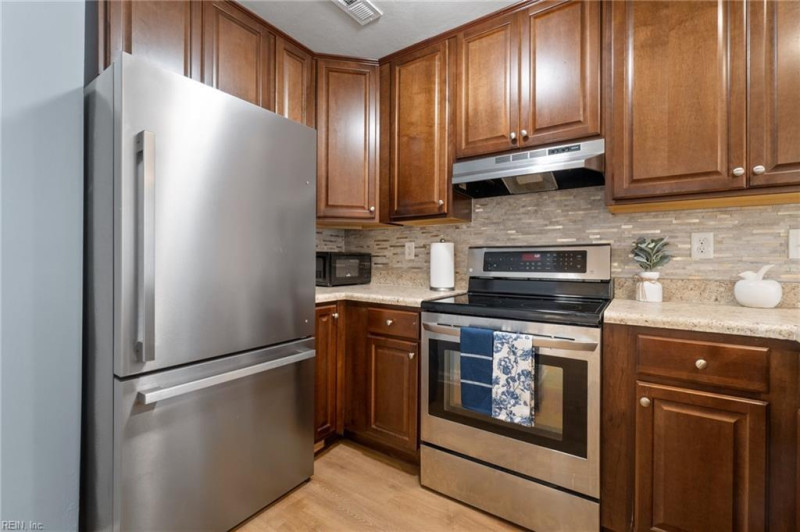 Photo 9 of 27 residential for sale in Chesapeake virginia Photo 9 of 27 residential for sale in Chesapeake virginia