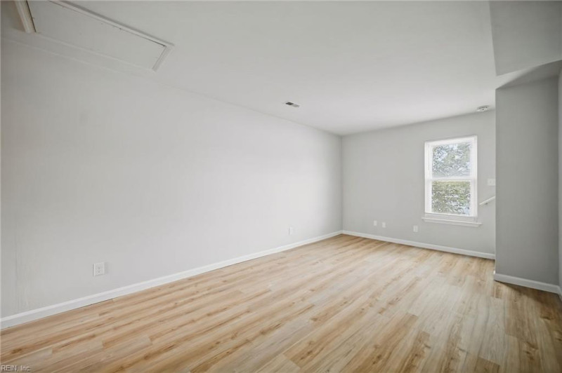 Photo 7 of 34 residential for sale in Norfolk virginia Photo 7 of 34 residential for sale in Norfolk virginia