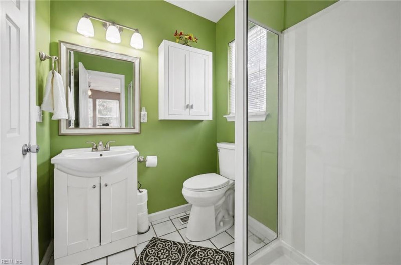 Photo 16 of 38 residential for sale in Norfolk virginia