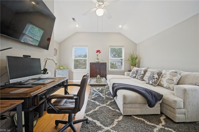 Photo 21 of 38 residential for sale in Norfolk virginia