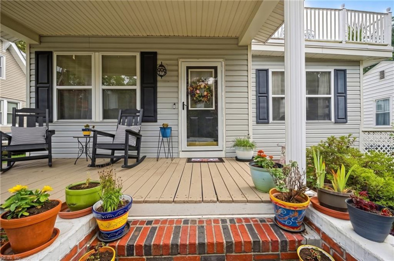 Photo 3 of 38 residential for sale in Norfolk virginia
