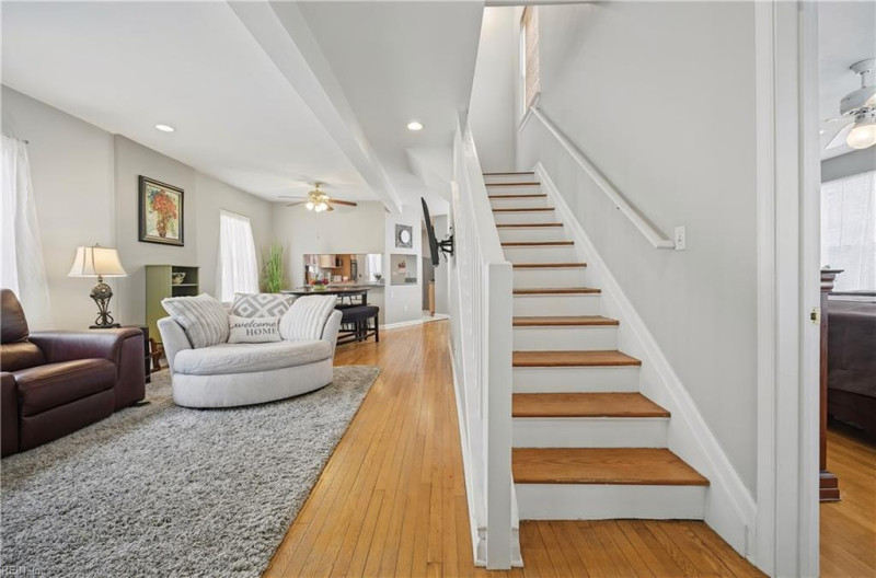 Photo 7 of 38 residential for sale in Norfolk virginia
