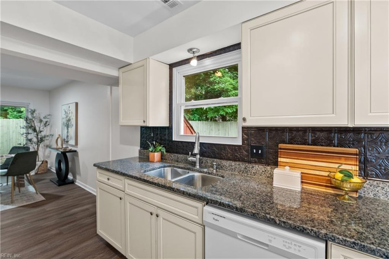 Photo 8 of 30 residential for sale in Chesapeake virginia Photo 8 of 30 residential for sale in Chesapeake virginia