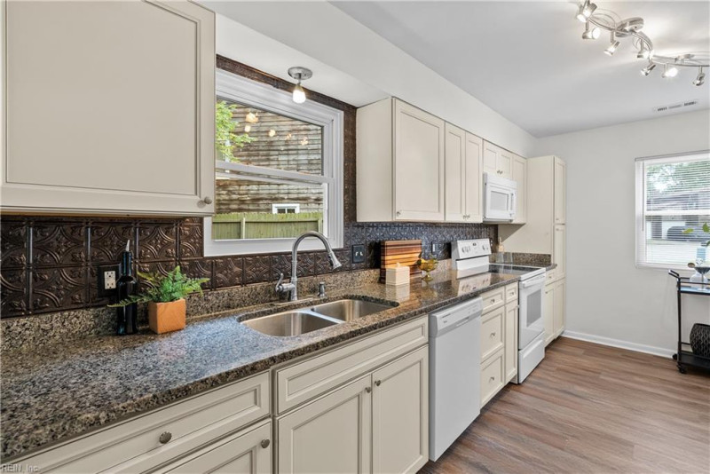 Photo 9 of 30 residential for sale in Chesapeake virginia Photo 9 of 30 residential for sale in Chesapeake virginia