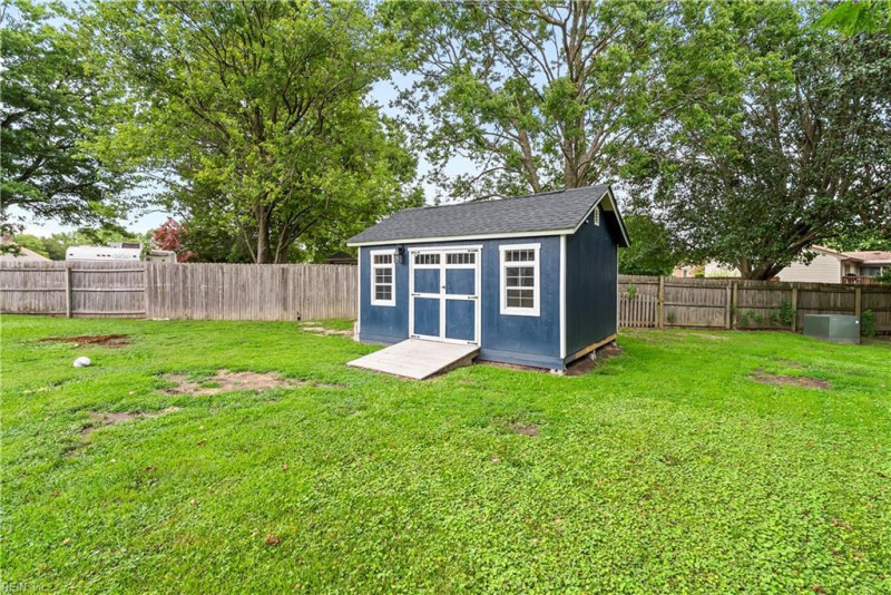 Photo 37 of 45 residential for sale in Chesapeake virginia Photo 37 of 45 residential for sale in Chesapeake virginia