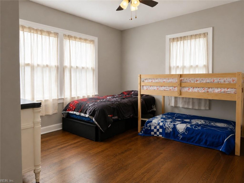 Photo 12 of 20 residential for sale in Hampton virginia