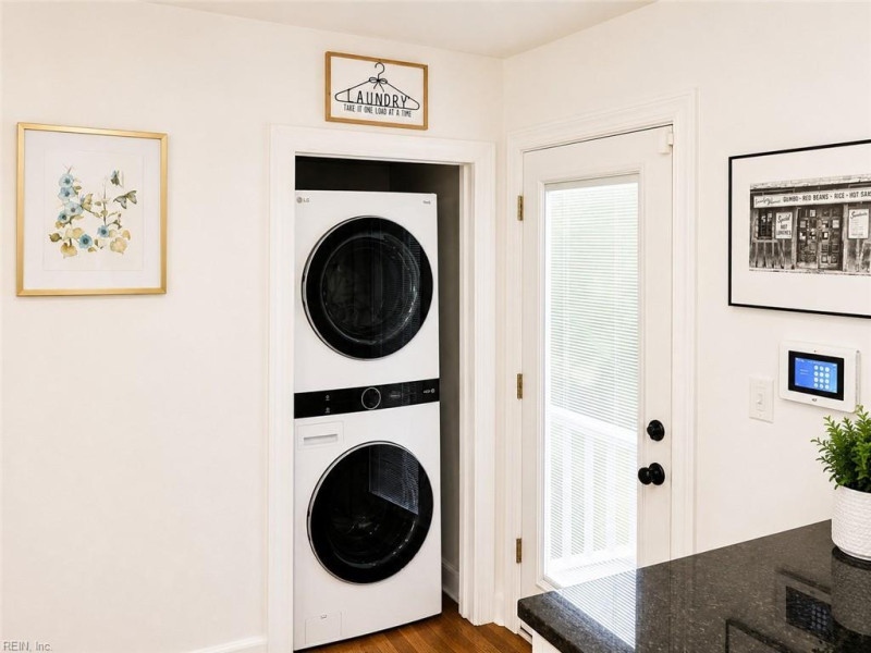Photo 14 of 20 residential for sale in Hampton virginia
