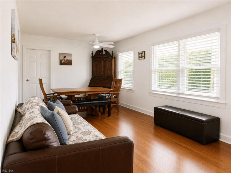 Photo 3 of 20 residential for sale in Hampton virginia