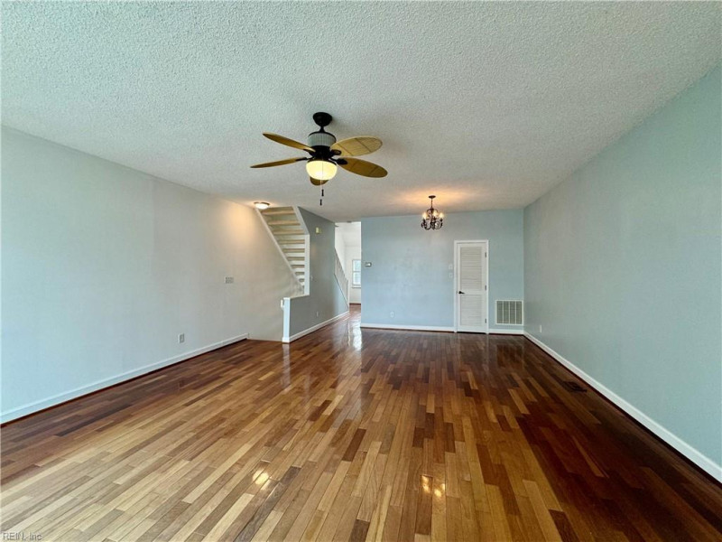 Photo 19 of 50 residential for sale in Norfolk virginia Photo 19 of 50 residential for sale in Norfolk virginia